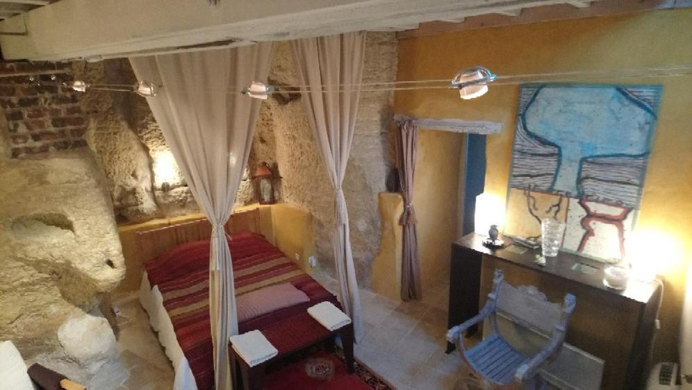 Troglodyte Loft Bed & Breakfast Thore-la-Rochette Exterior photo