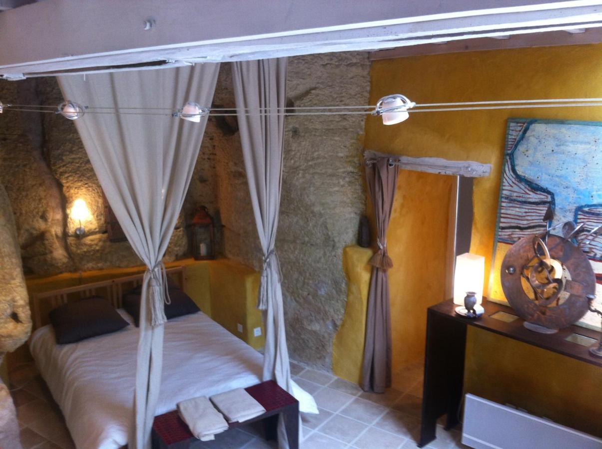 Troglodyte Loft Bed & Breakfast Thore-la-Rochette Exterior photo