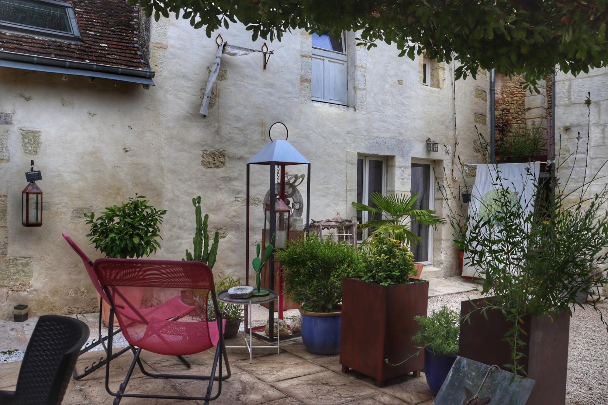 Troglodyte Loft Bed & Breakfast Thore-la-Rochette Exterior photo